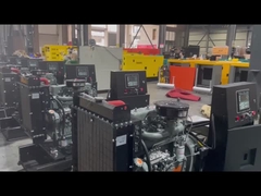 400 kW CKD-Dieselgenerator Wechselstromgenerator mit 50C-Kühlkörper vorübergehend installierte Eisenbasis